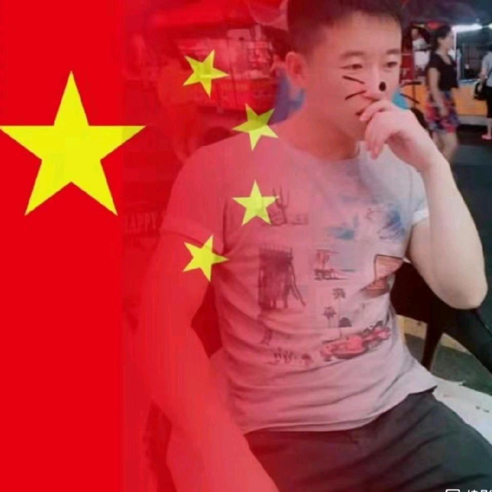 刚刚.