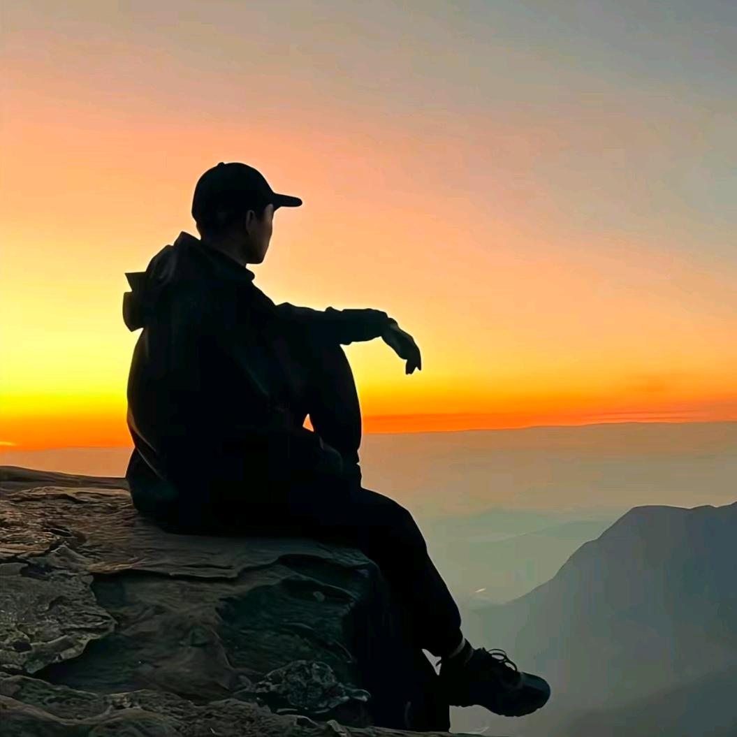 🕊꧔ꦿ᭄順其自然꧔ꦿ᭄🕊