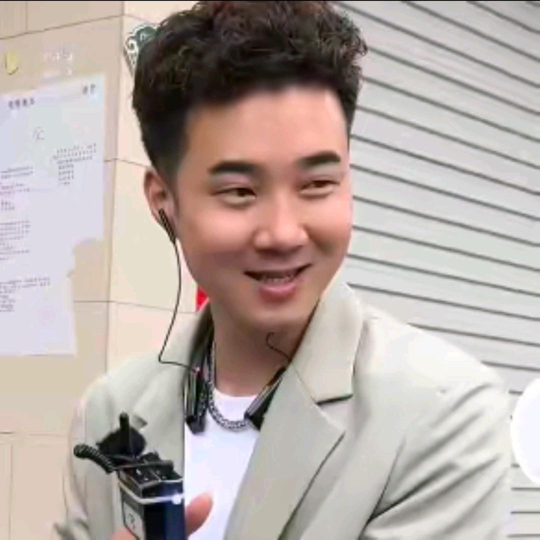 欧阳锋日常生活