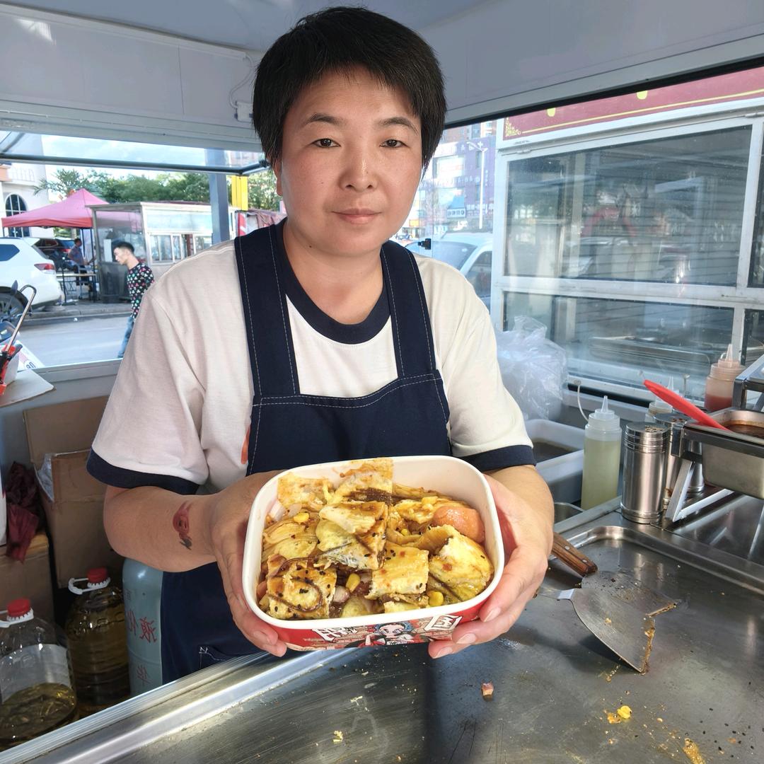 魏姐大同臭豆腐烤冷面