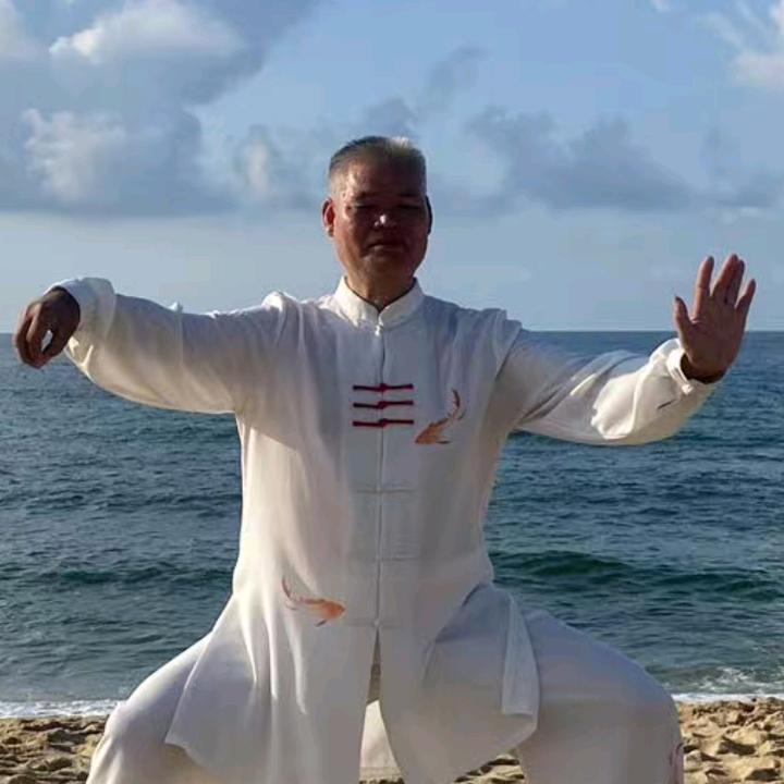 陈尊严