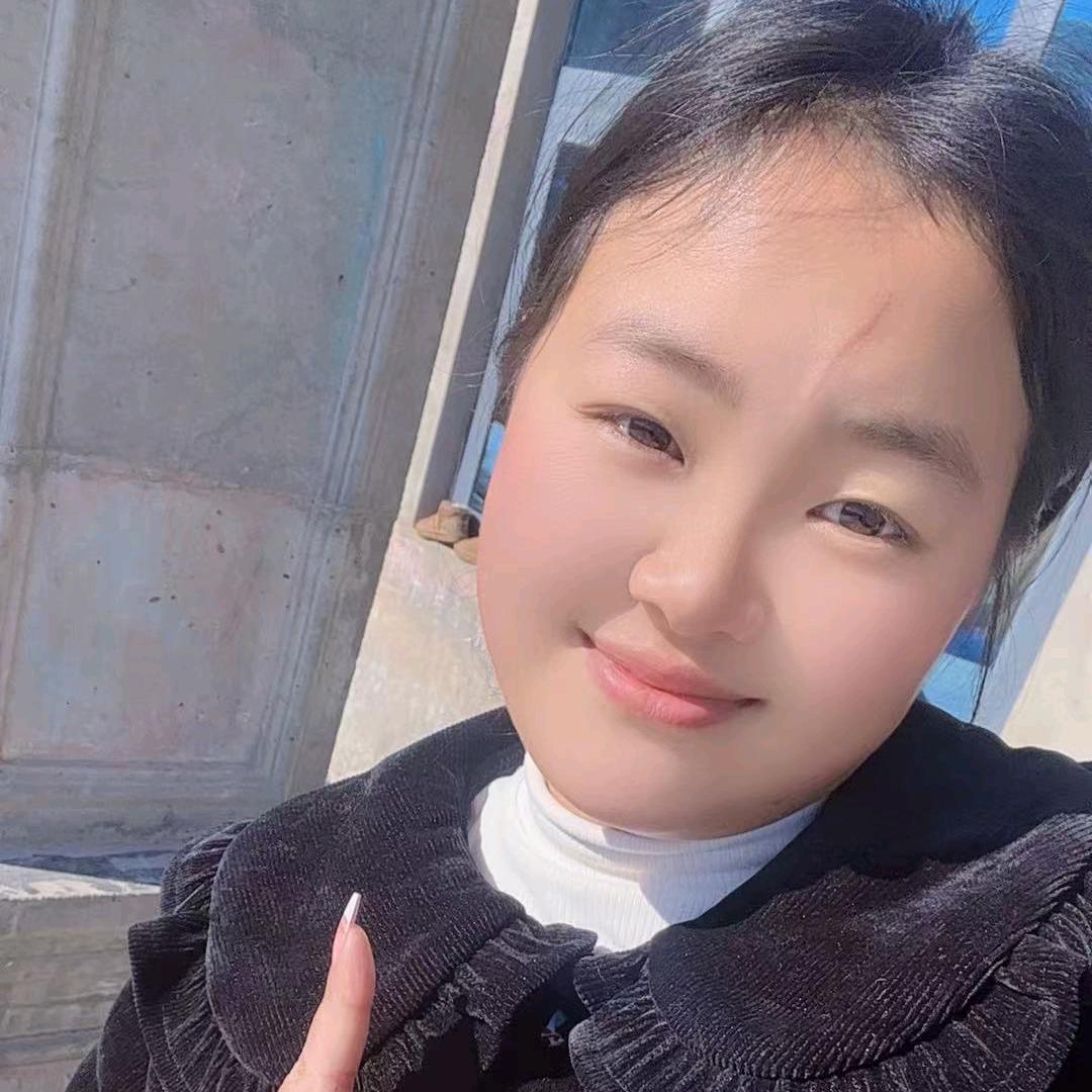 小黑妞