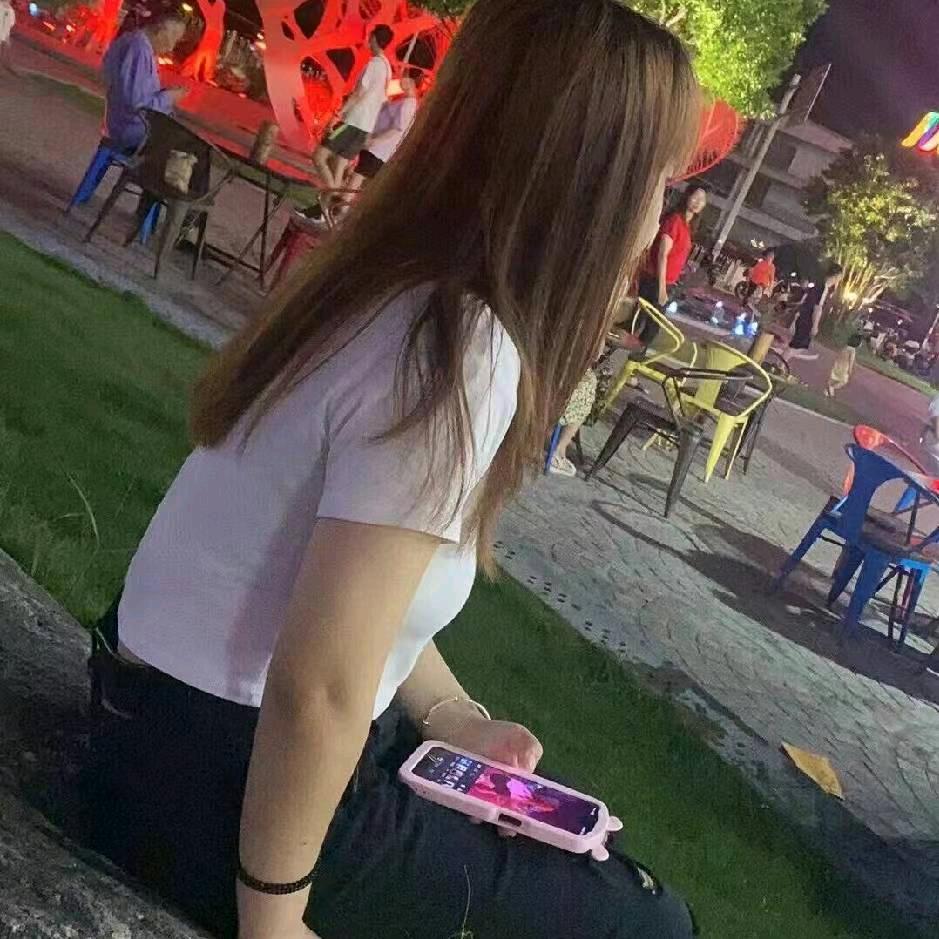 澜沧佤族叶👉真家