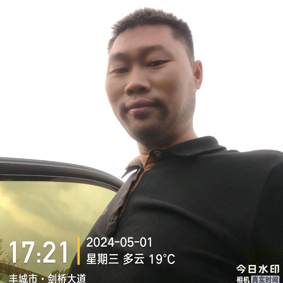 三区 礼加诚