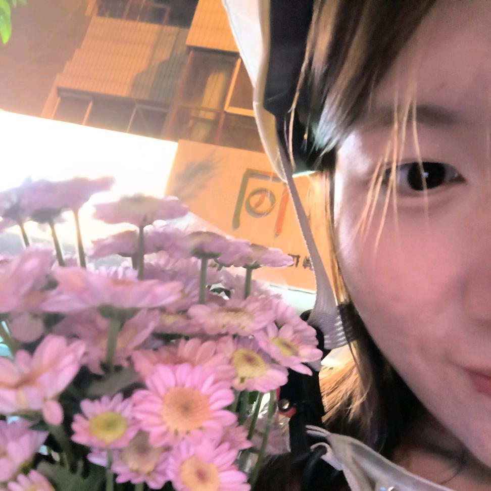 小陈爱吃肉¹⁸