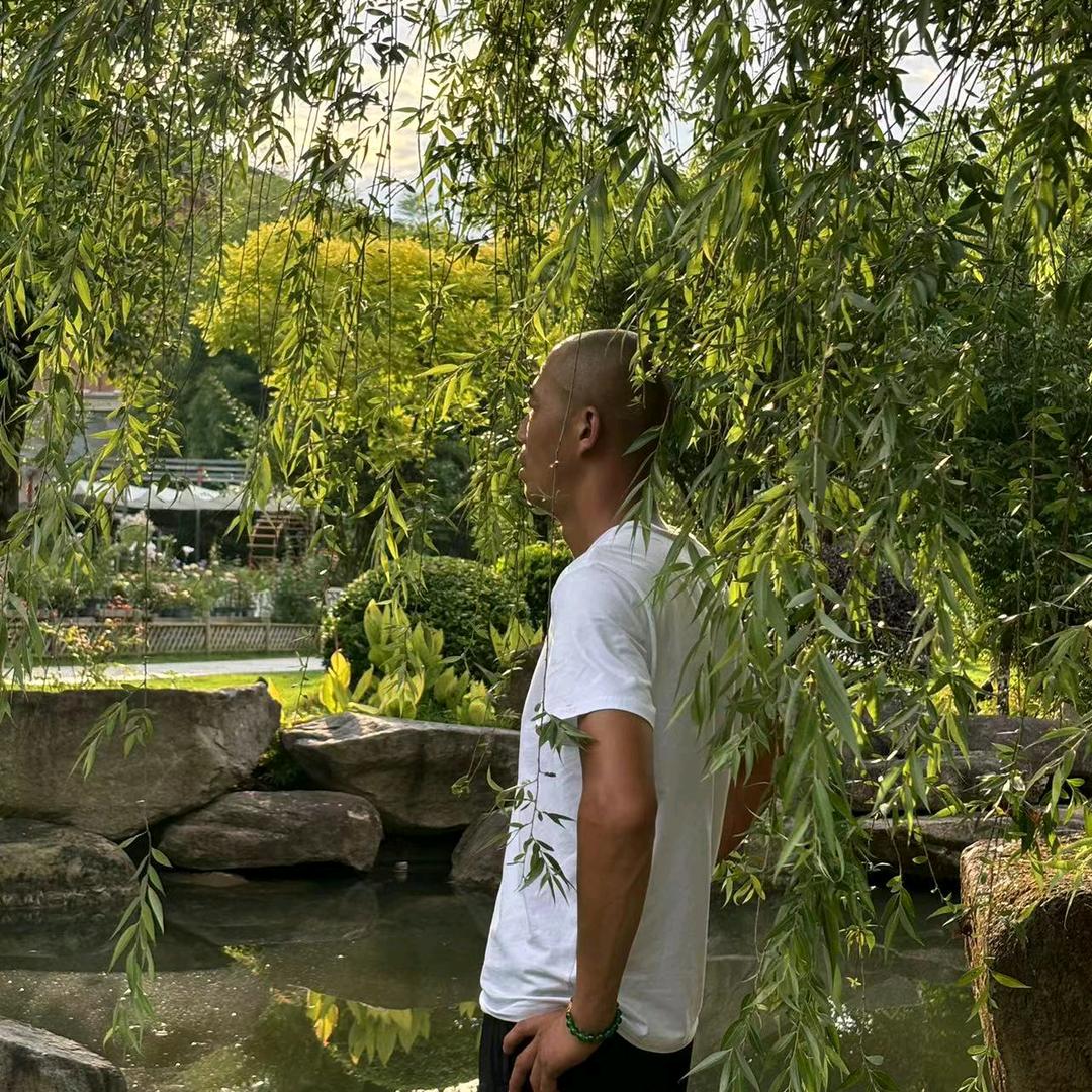 何红林