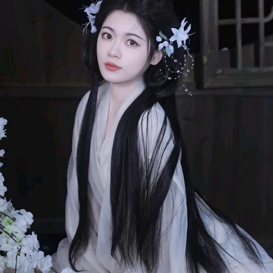 低调