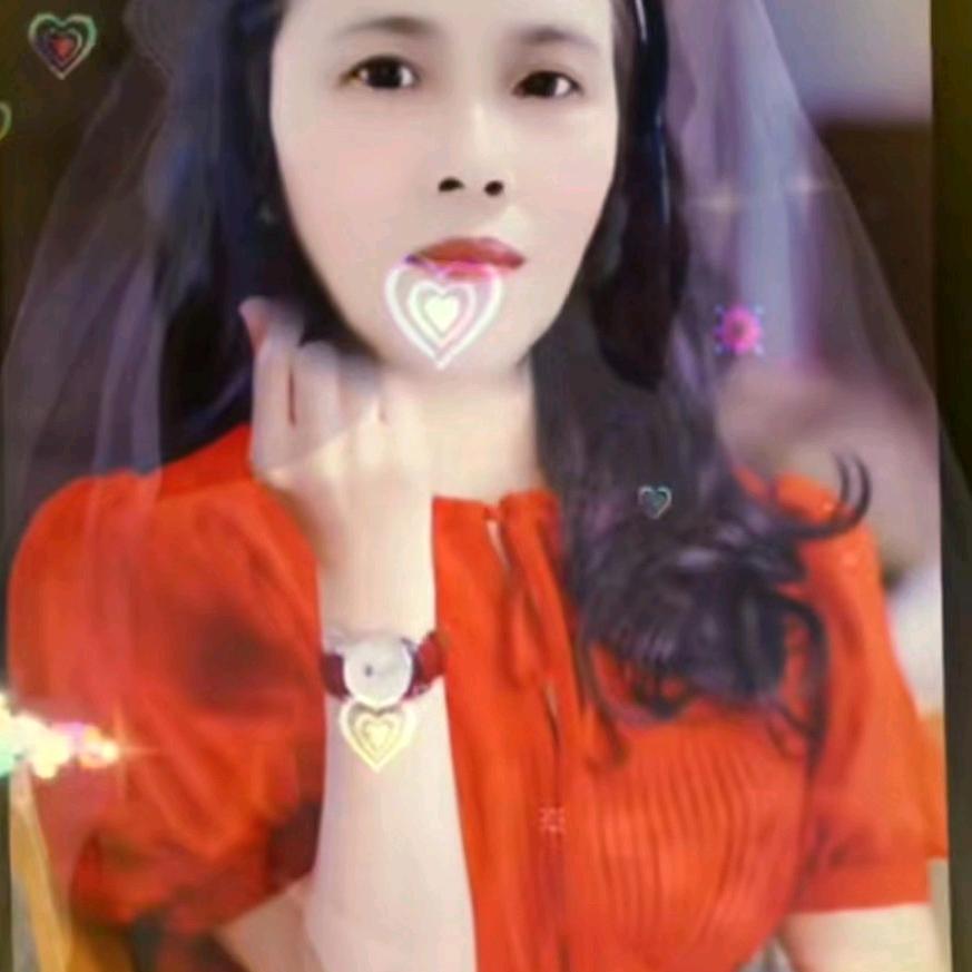 陈芳，