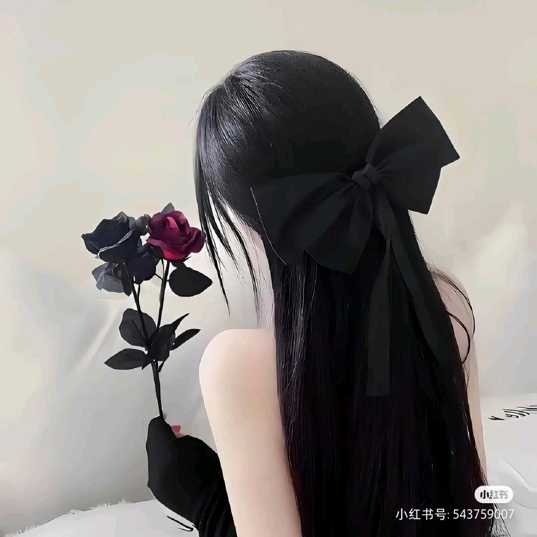 A小姐姐。
