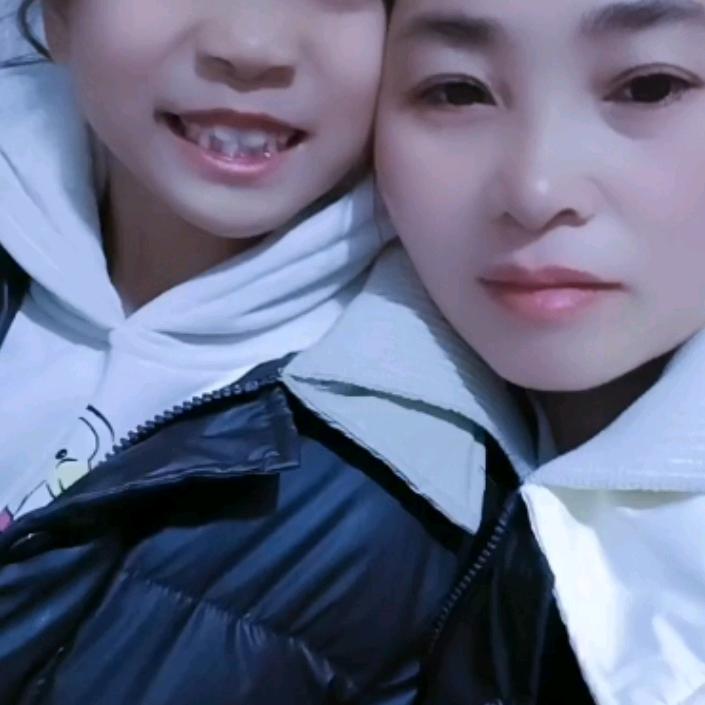 永远守护荣姐  🐳🐳赵