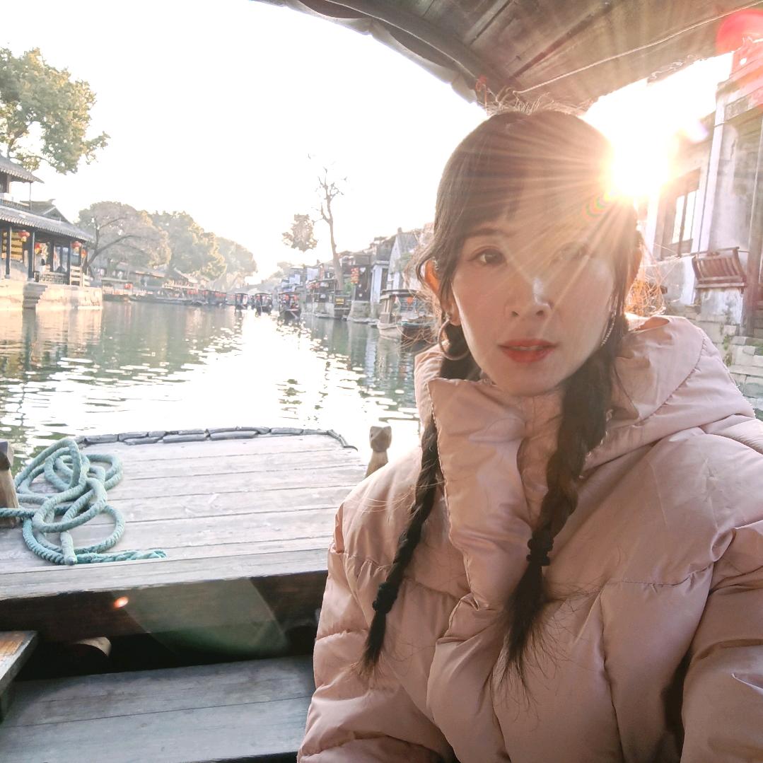 大笑体能玮玮老师