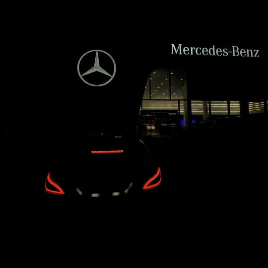 开着奔驰的假少爷