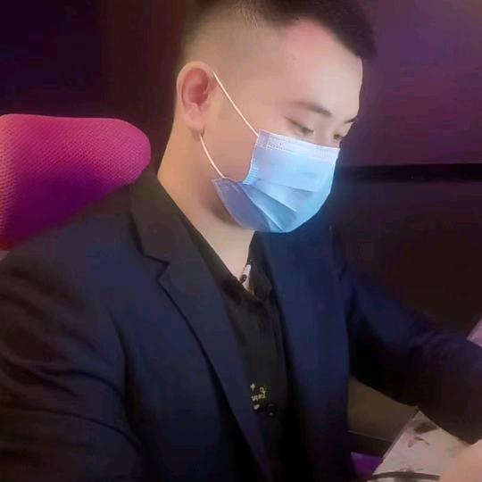 彼岸花开不见叶