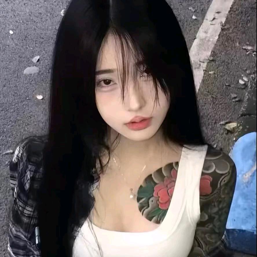 你   别    管！！