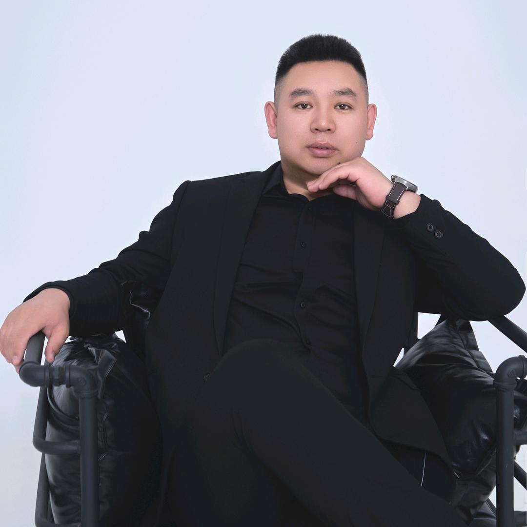 鄂尔多斯做策划的刘叨唠
