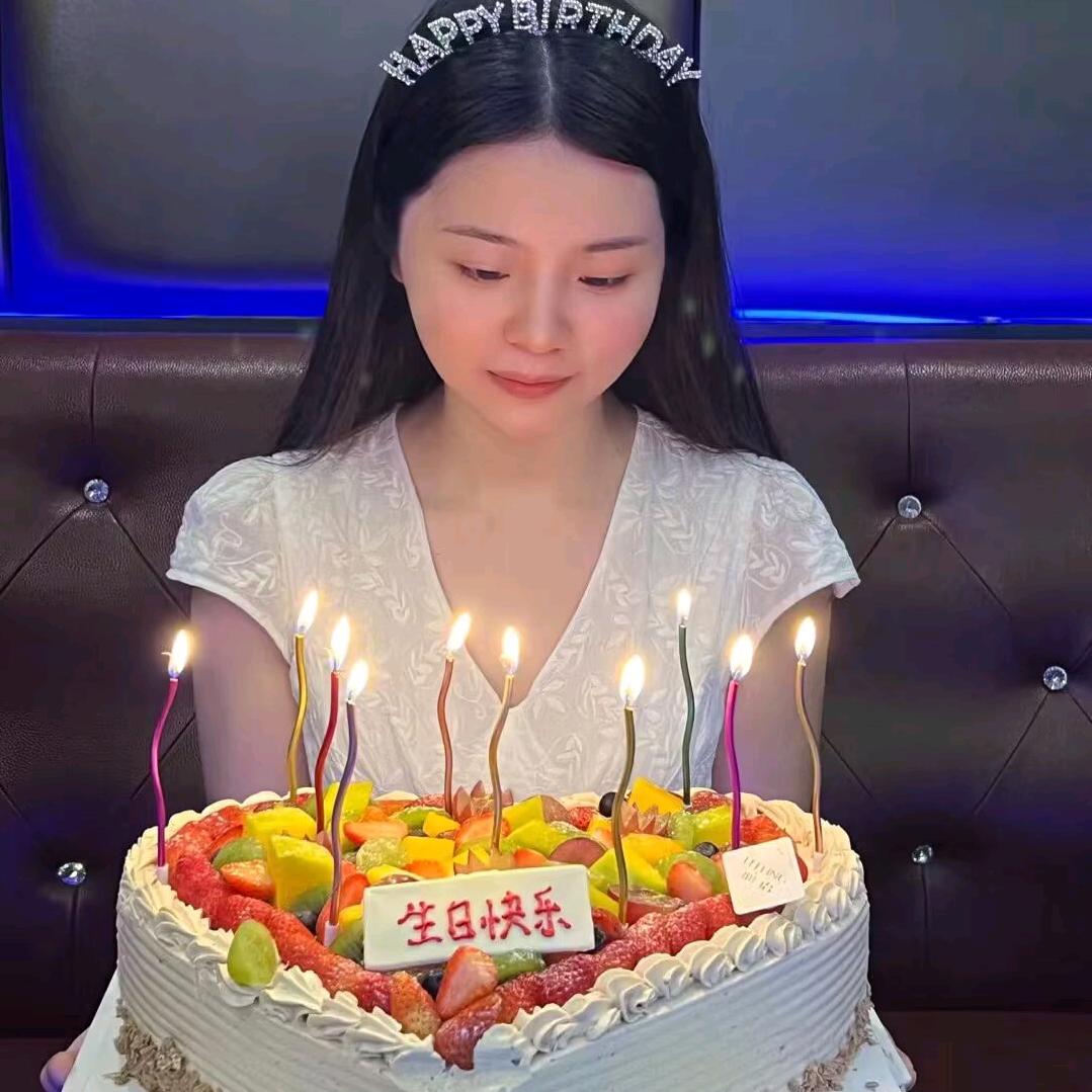 小月月