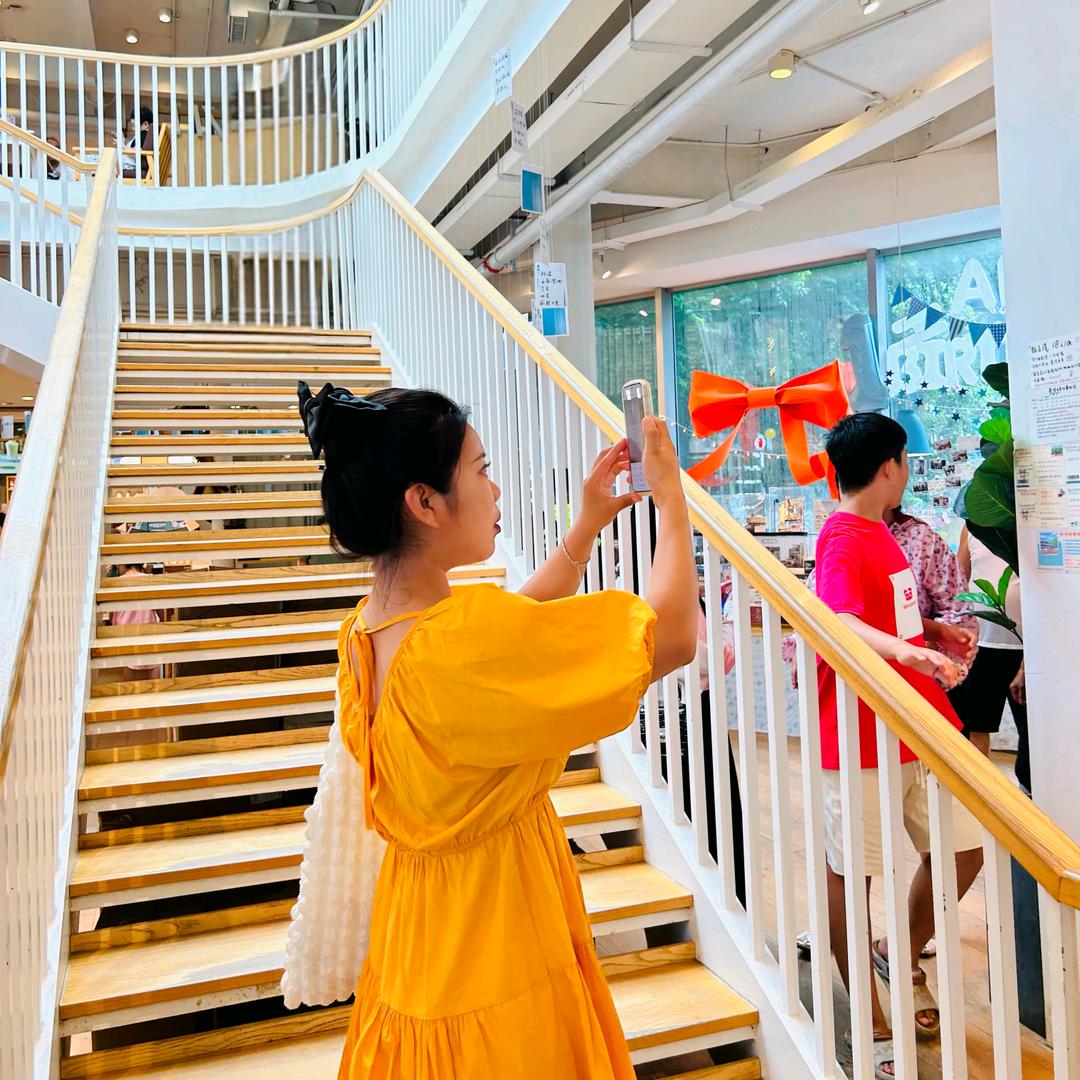 啊啵呲嘚🍊