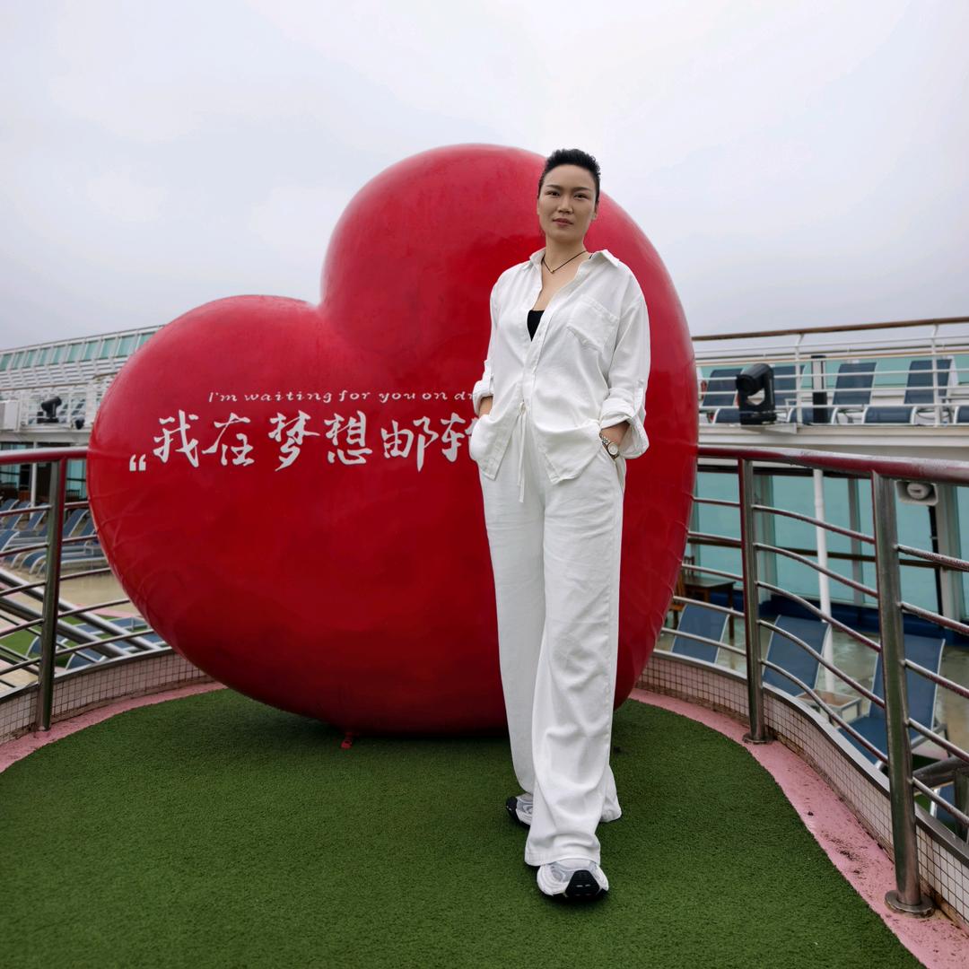 一米八大个儿——阿萍野生眉艺术