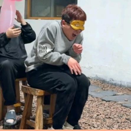 ^季小冰^🎸[豪]