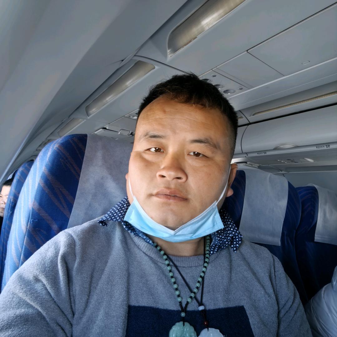 梁凌風，分分鈡上頭