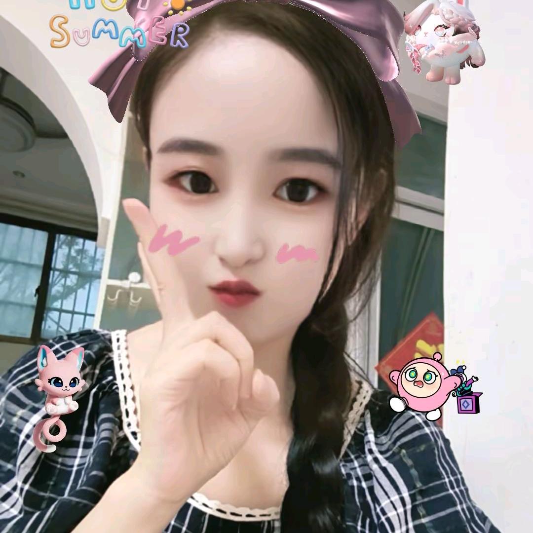 王丽君
