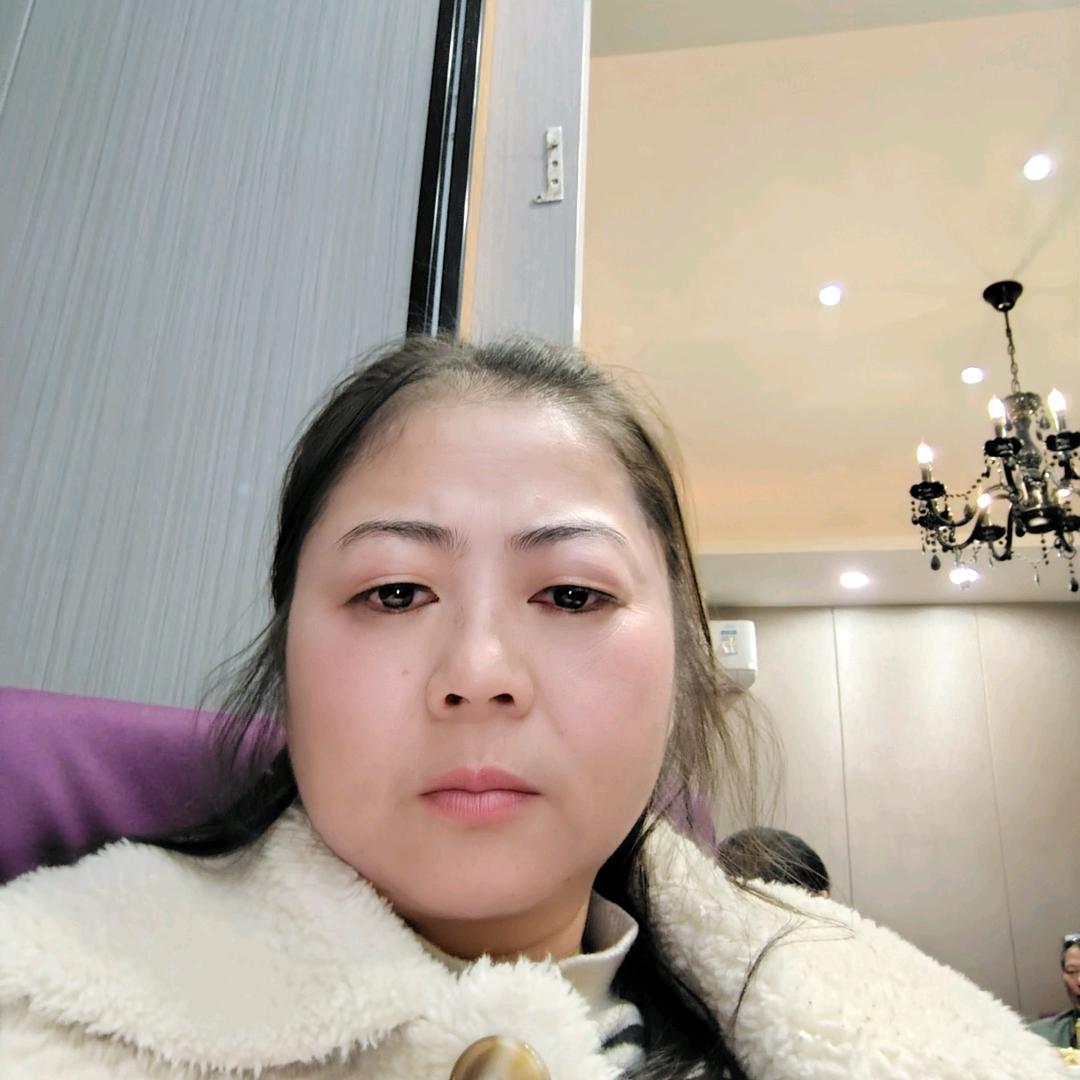 榴莲小姑娘