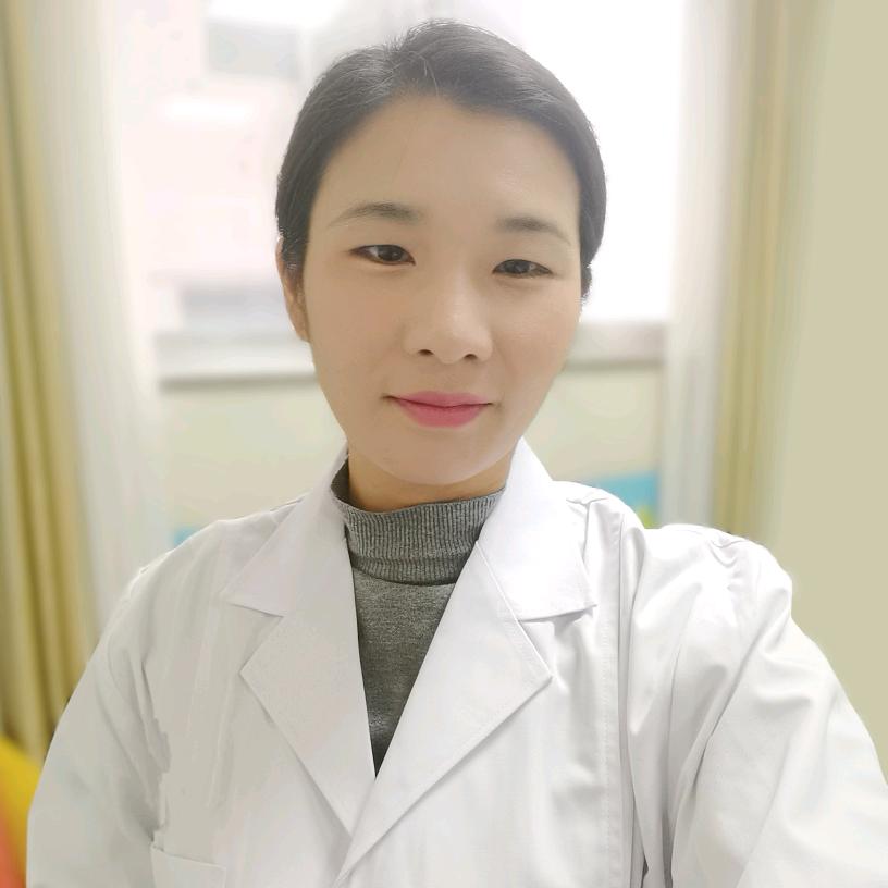 心理咨询师晴川