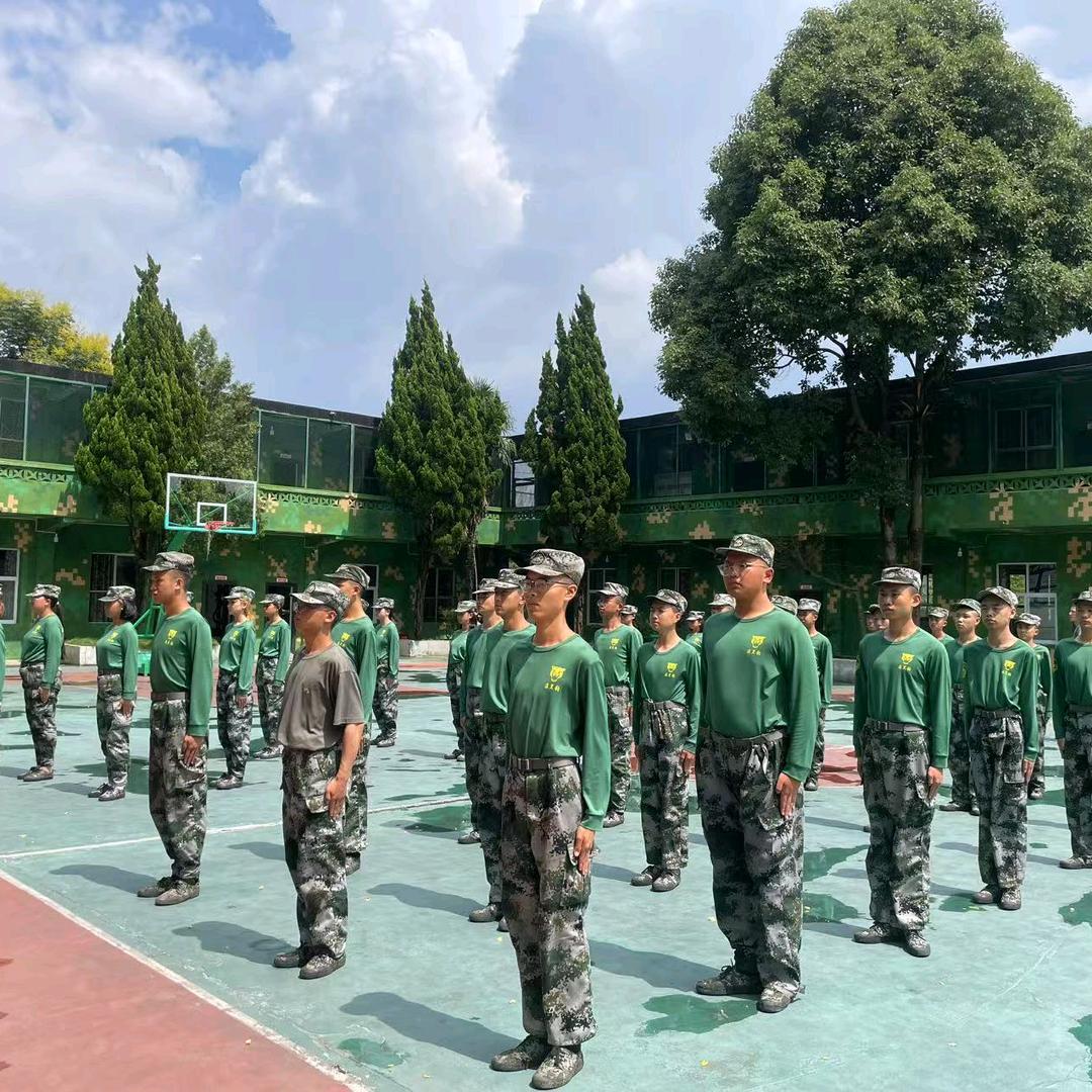 贵州军地夏令营