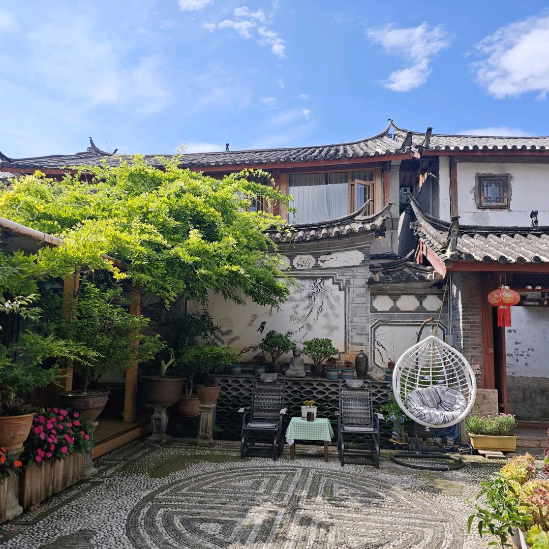 丽江悦耳客栈