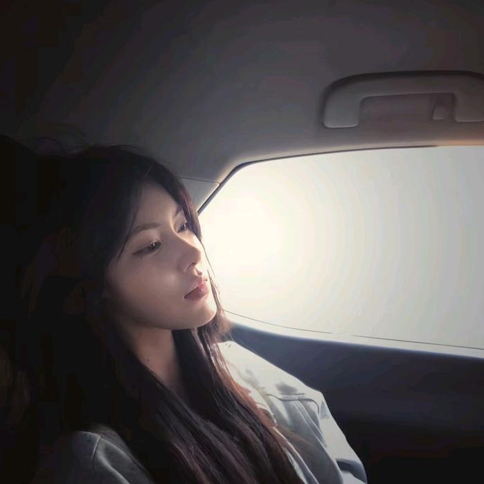 𝘼𝙪𝙧𝙖.