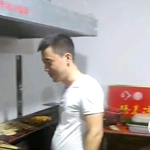 @太和首家碳烤大油边