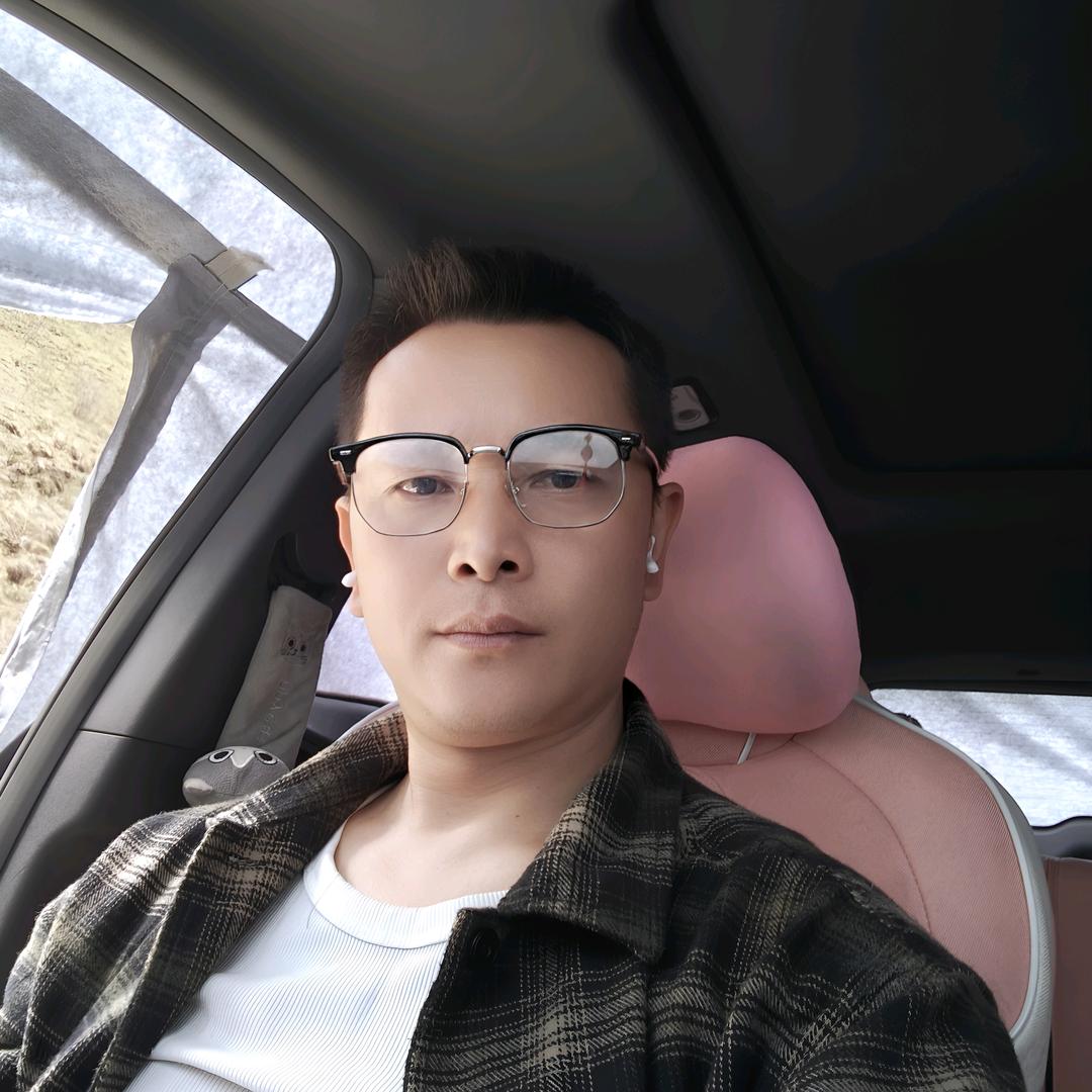 刘山哥，独行者