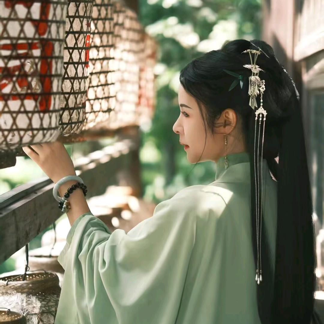 半梦吖