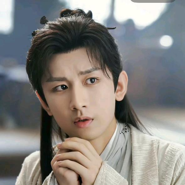 你说晚上有太阳我也信了🌝