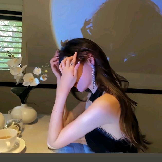 夭桃灼灼