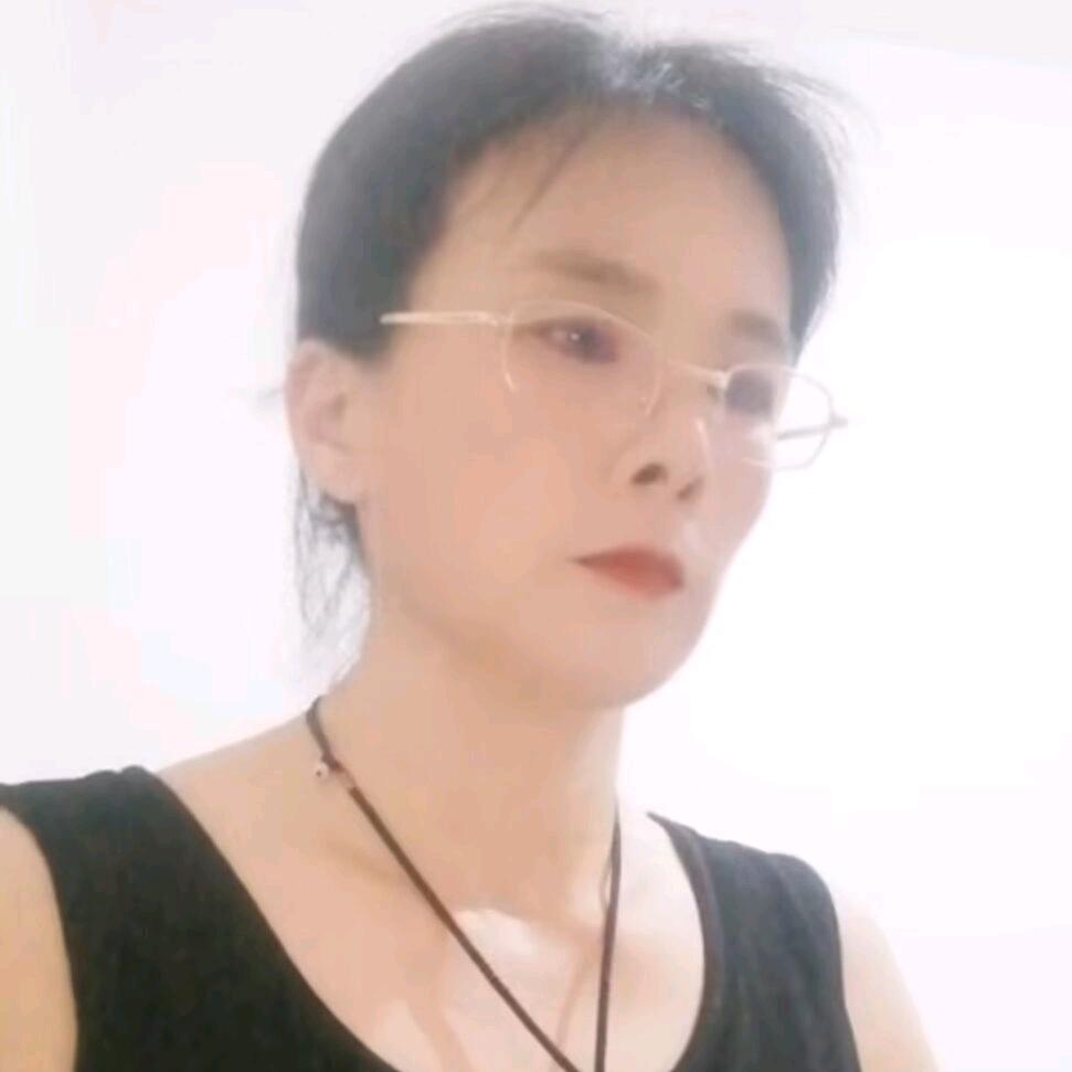 冬天里的白玫瑰