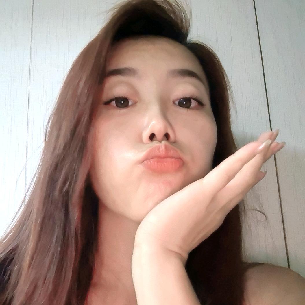 教幼儿园的小雪老师