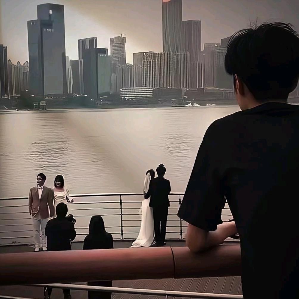 爱听民谣.