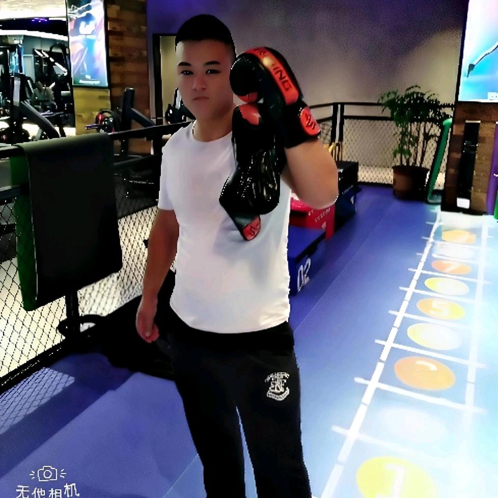 李佰萬