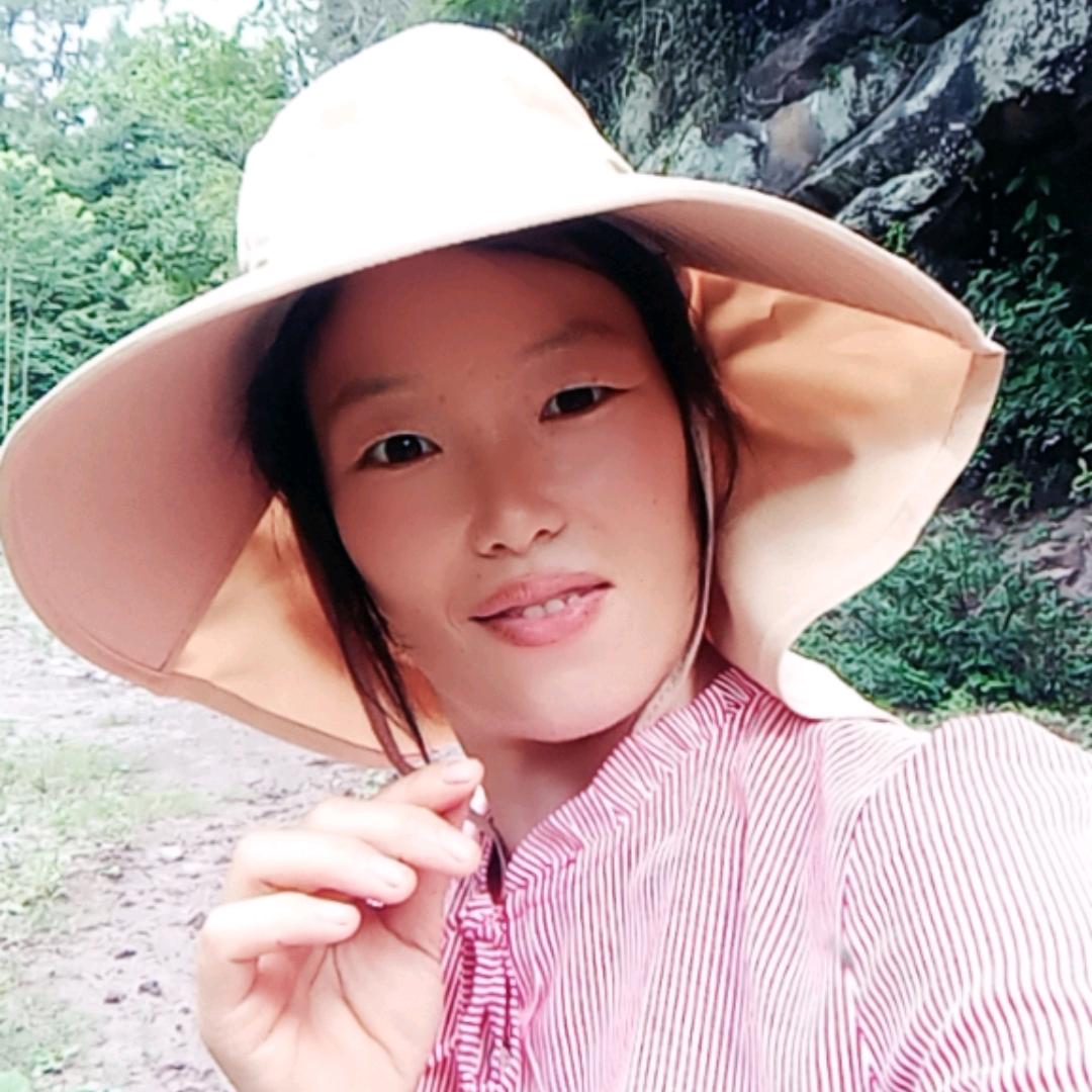 董幺妹爱放牛