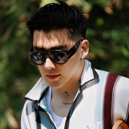 杨圣坤时尚穿搭