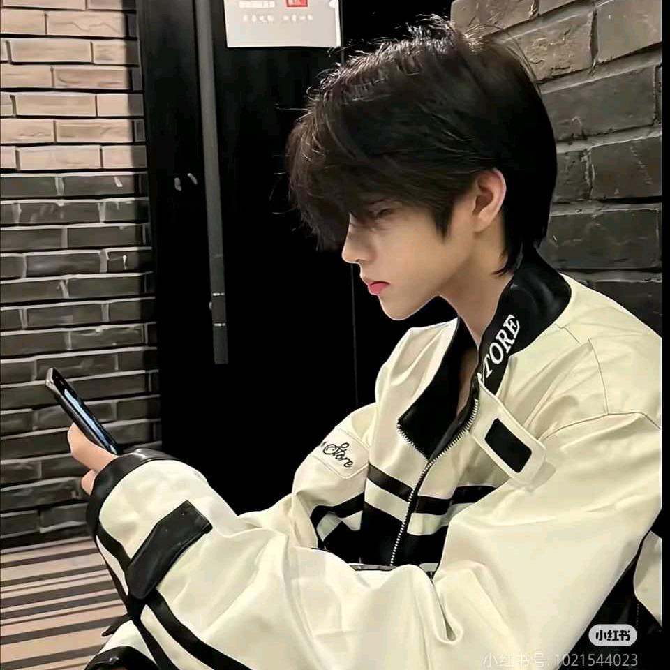 灯火阑珊处(❁´◡`❁)*✲ﾟ*
