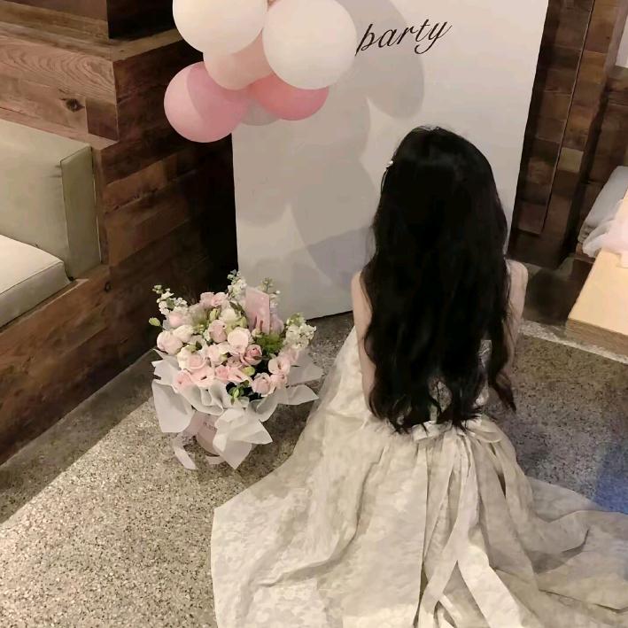 晓晓女装折扣店