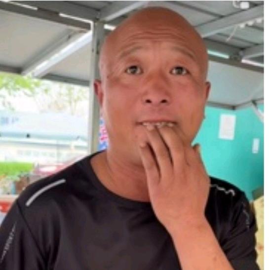 撸铁的壮士