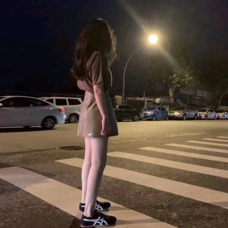 媛摆摆头像