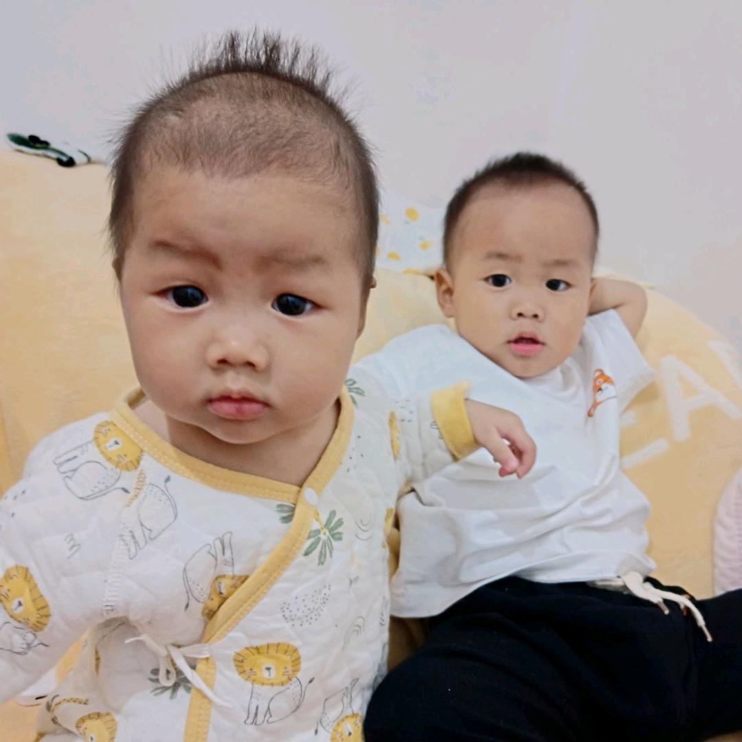 @小馒头👦🏻 小花卷👧🏻