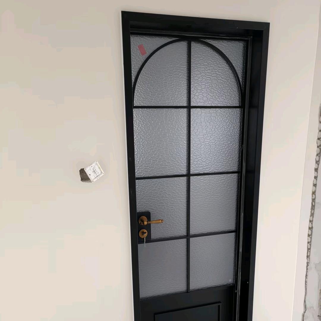 聊城极简合金门源头厂家