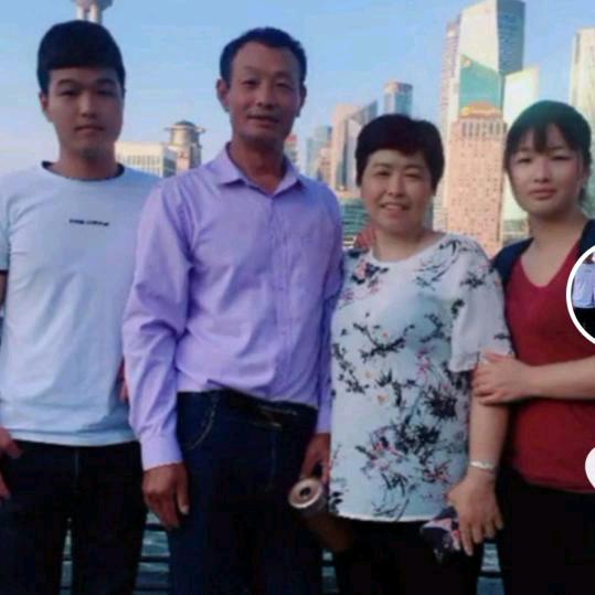 赵荣华。天天开心，心想事成。