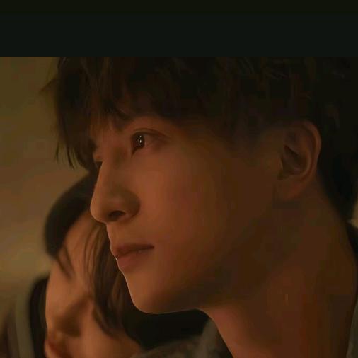 小雨要开森呀📷