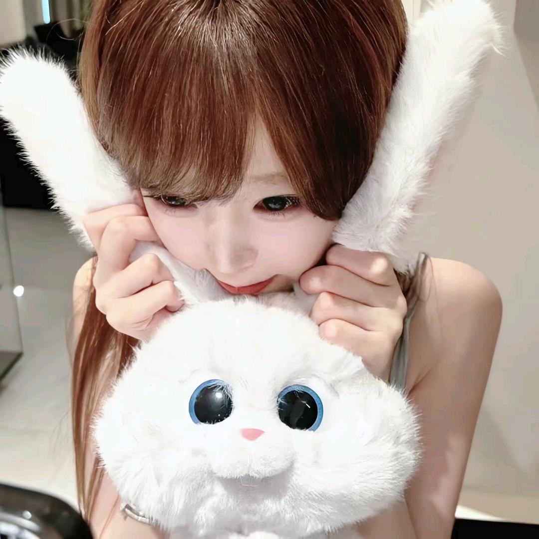 白梦妍吃饱没